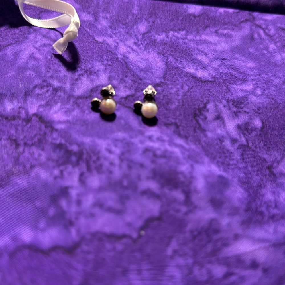 Disney earrings. Mickey head.